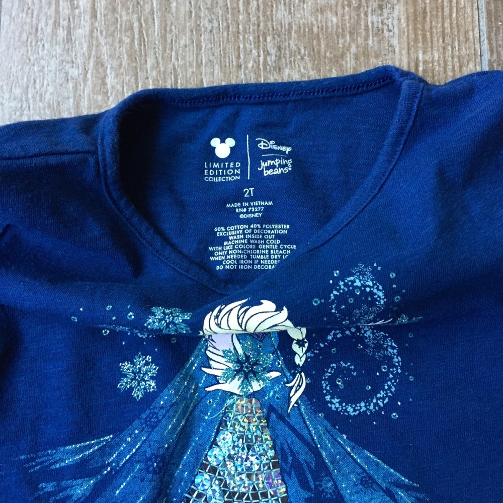 *SOLD*  Frozen 2T❄️ Elsa Magical Blue Sequence Tee - Picture 5 of 8
